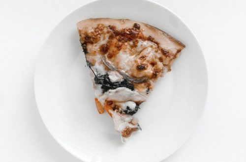 photo-1559918080-6d0657ceaf61